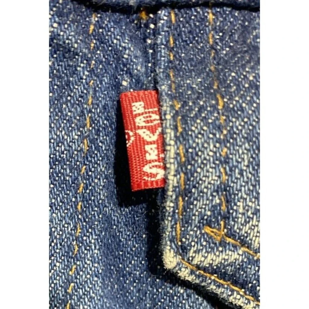 Vtg Levis Trucker Denim Jean Jacket Type III 70505 0217 Size 40 USA Medium Wash